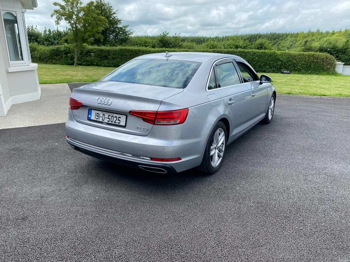2019 Audi A4 Automatic - Image 4