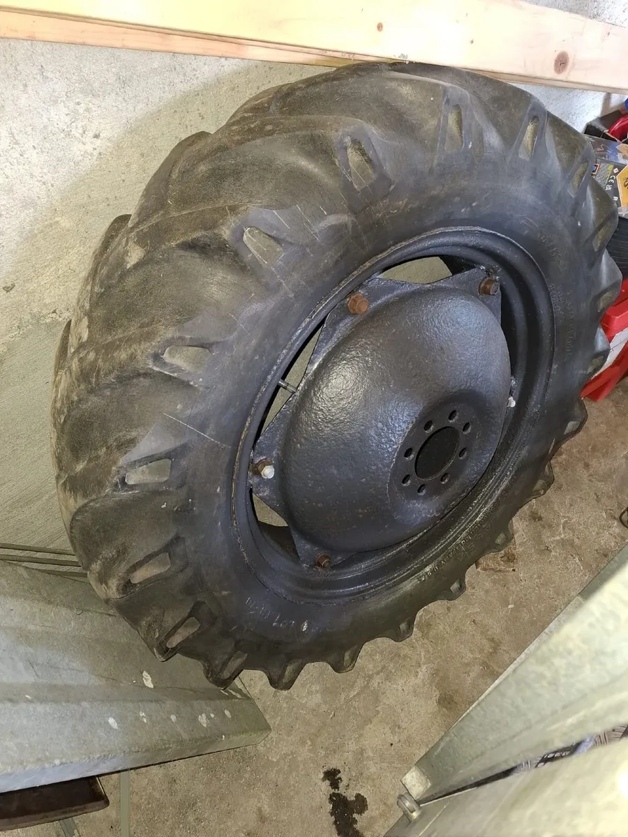 12.4 28 wheels to Suit 135 - Image 1