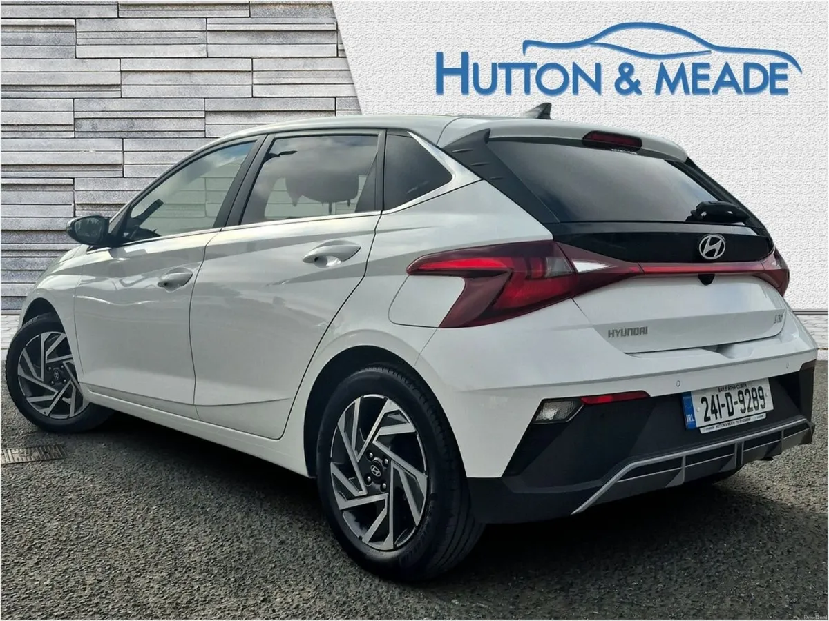 Hyundai i20 Delux Plus 1.2 Petrol 5dr - Image 2