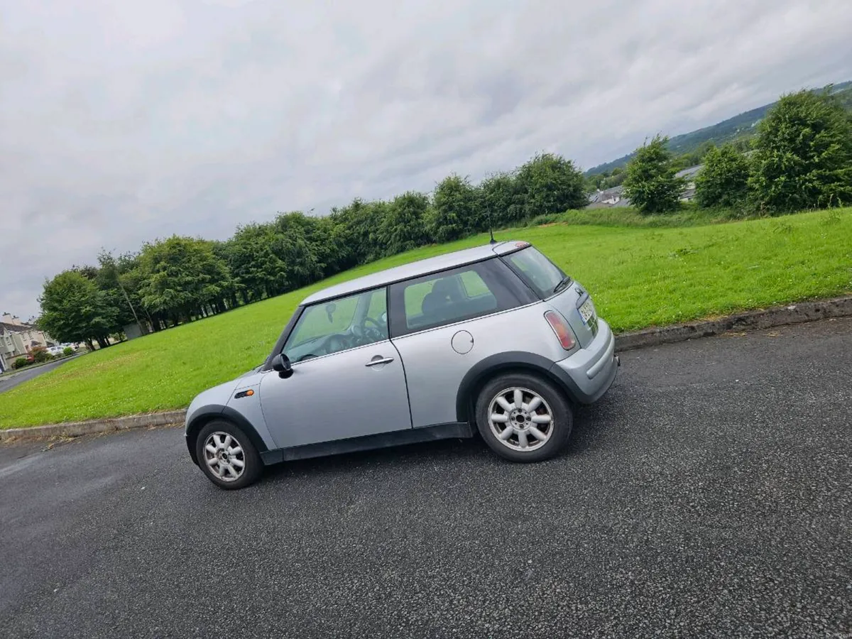 MINI  ONE Automatic - Image 3