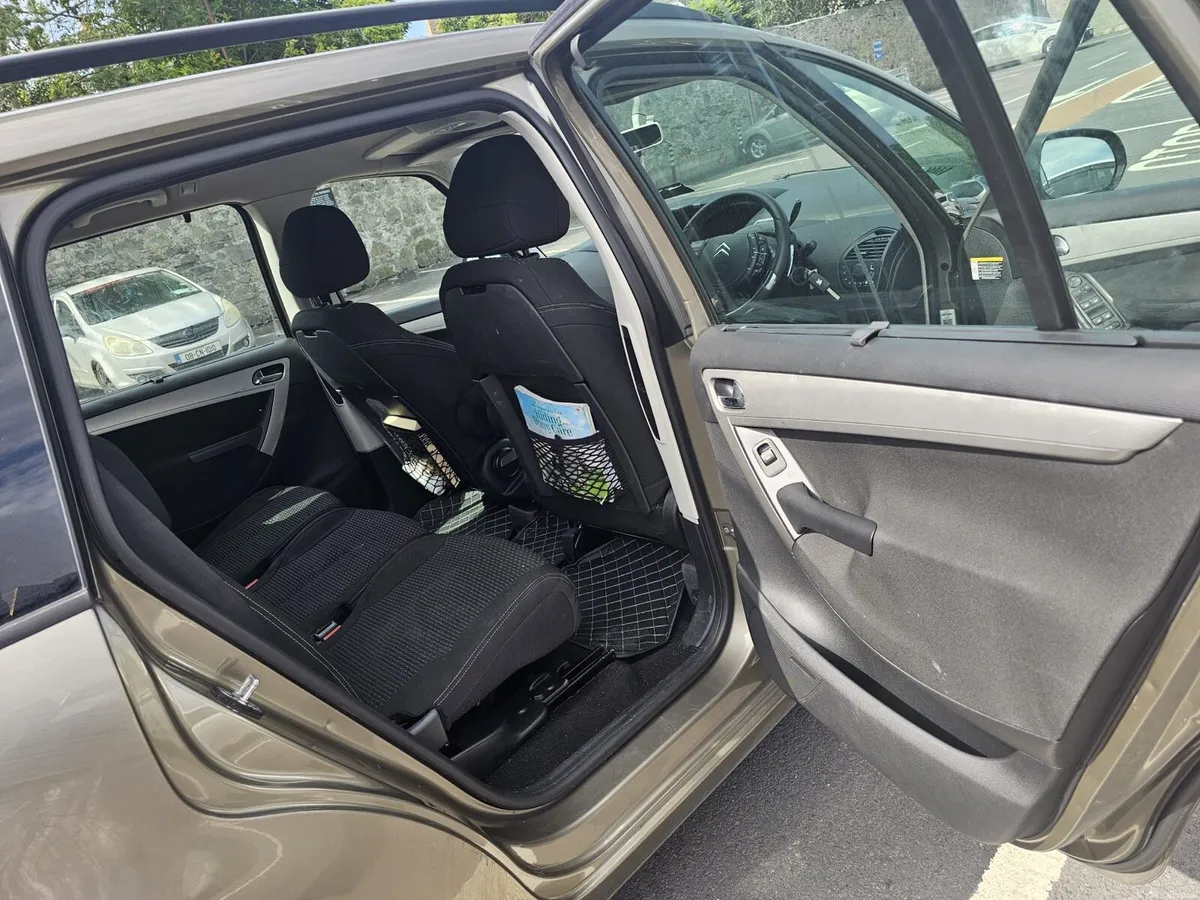 CITROEN C4 2010 7SEAT - Image 1