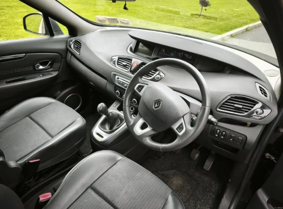 2011 Renault Scenic 7 seats nct 03/27 - Image 3