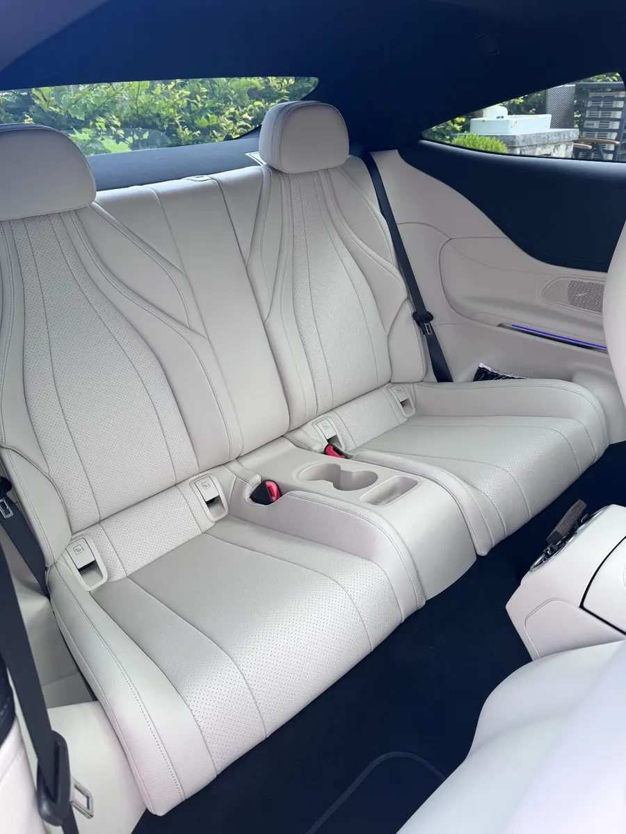 Mercedes-Benz CLE 300e AMG PHEV 2026 - Image 4