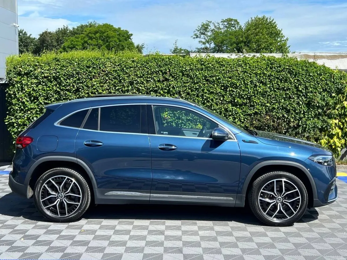 Mercedes-Benz EQA EQA350 4MATIC AMG-LINE PREMIUM / - Image 3
