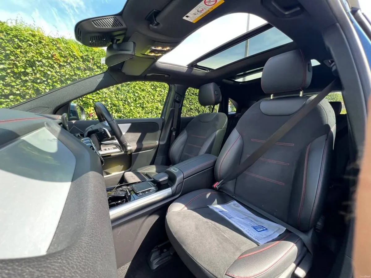 Mercedes-Benz EQA EQA350 4MATIC AMG-LINE PREMIUM / - Image 2