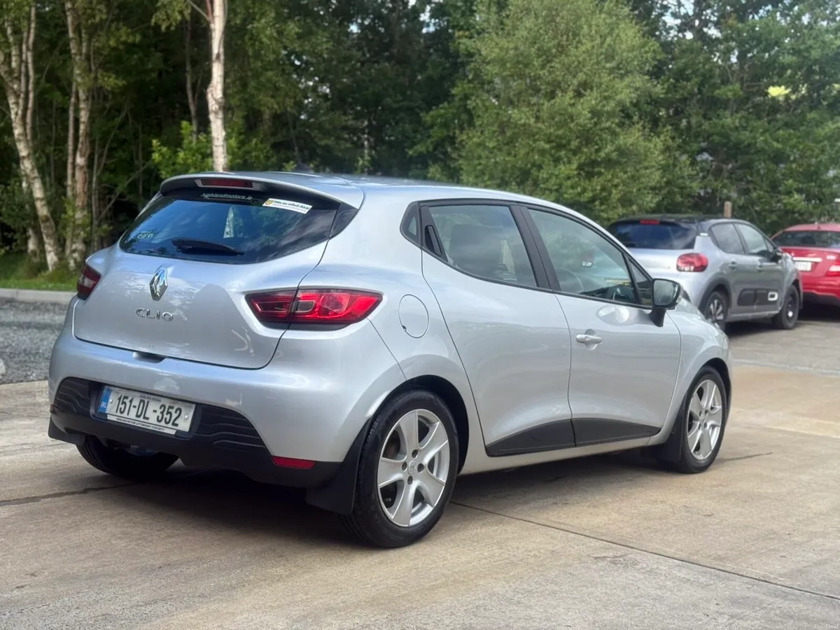 Renault Clio 1.2 petrol - Image 4