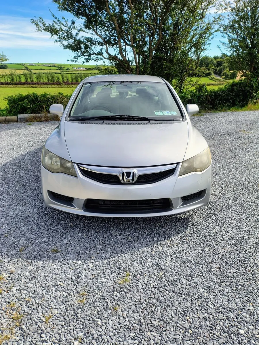 Honda Civic 2010 - Image 3