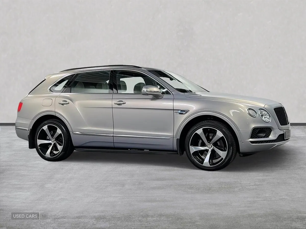 Bentley Bentayga 4.0 V8 Mulliner Driving Spec 5Dr - Image 2