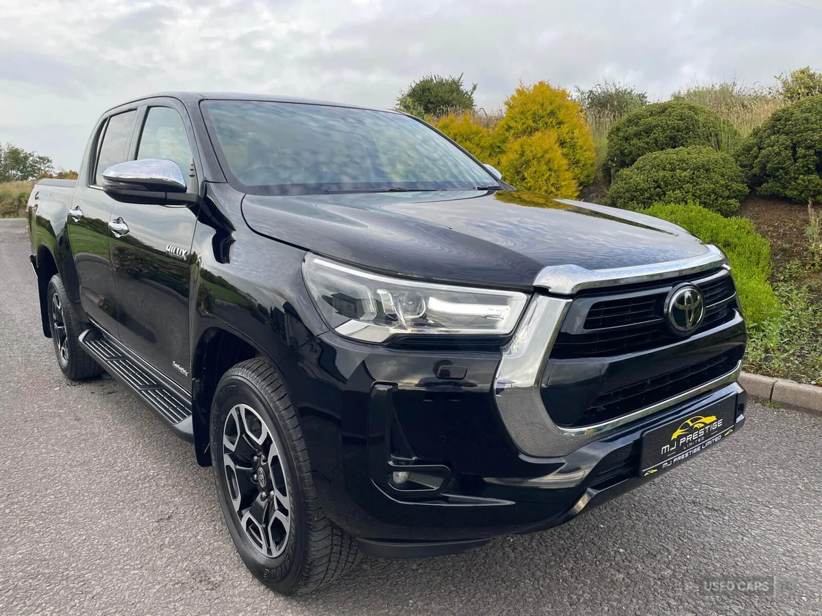 Toyota Hilux DIESEL - Image 4