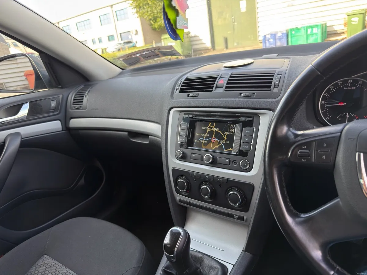 Skoda Octavia 2012 Full Srvc ,Tmng Belt,3 Owners - Image 6