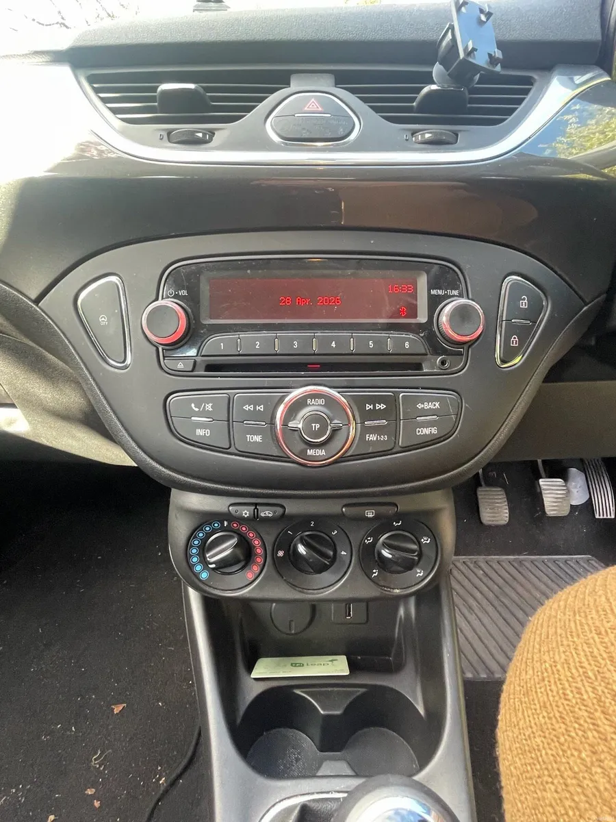 Only 38,888km | Opel Corsa 1.4 Petrol - Image 6