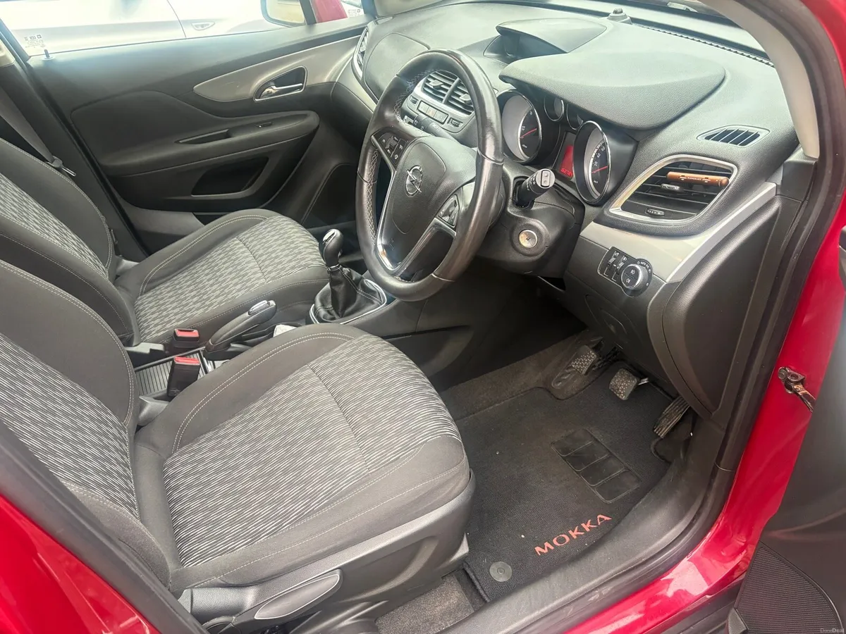 Car - Image 5