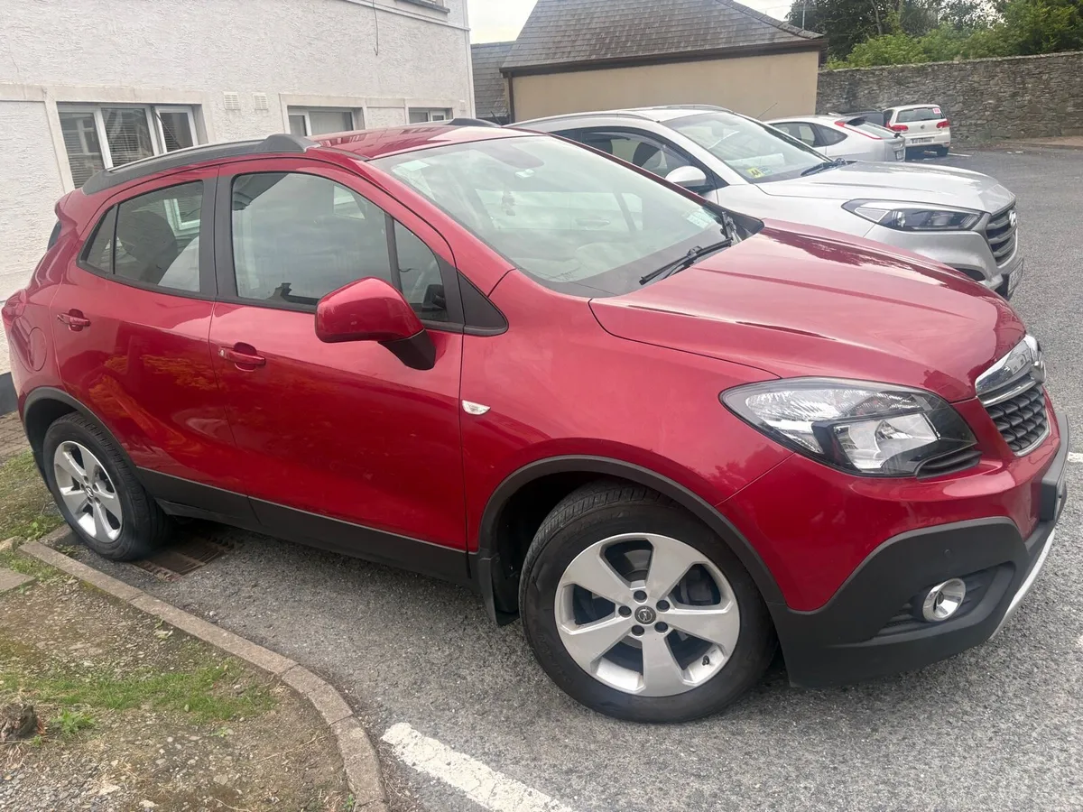 Car - Image 3