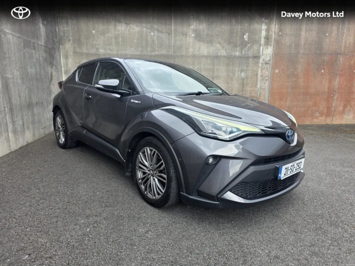 Toyota C-HR 1.8 HYBRID SOL 4DR AUTO - Image 1