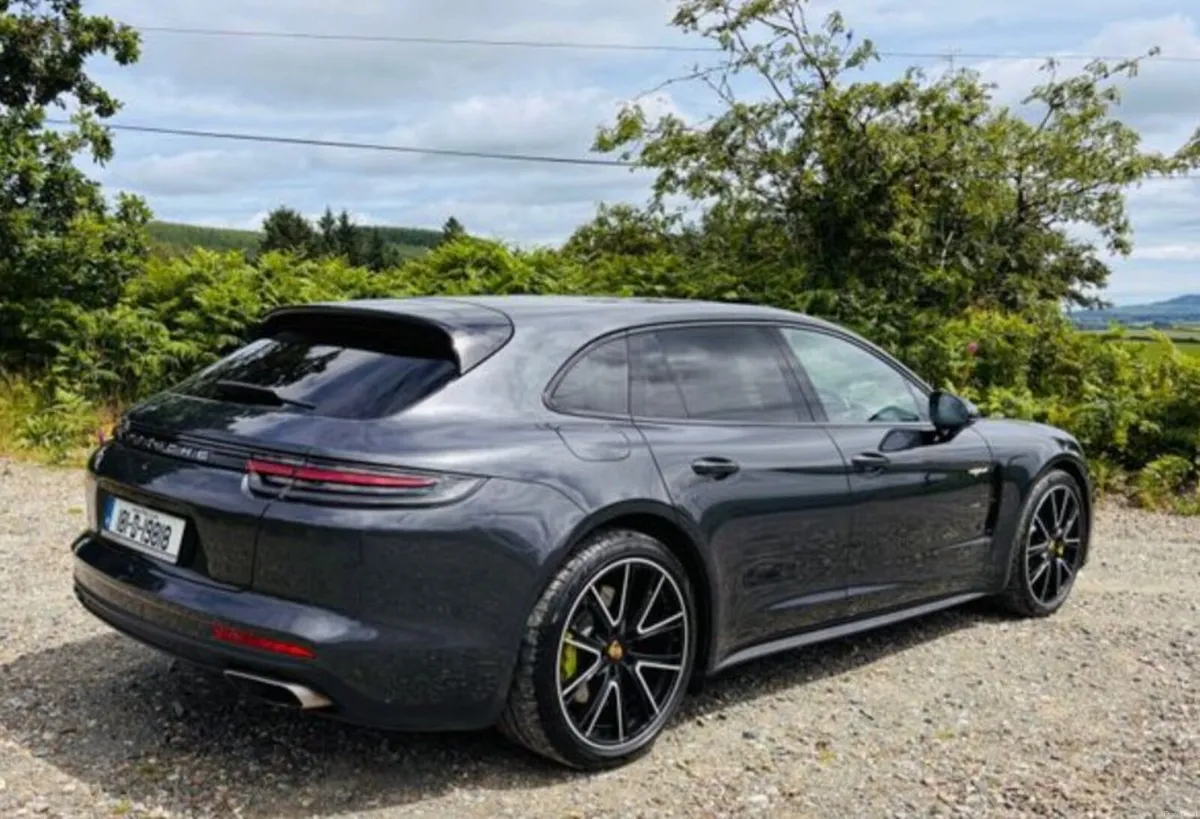 Porsche Panamera 2018 - Image 3