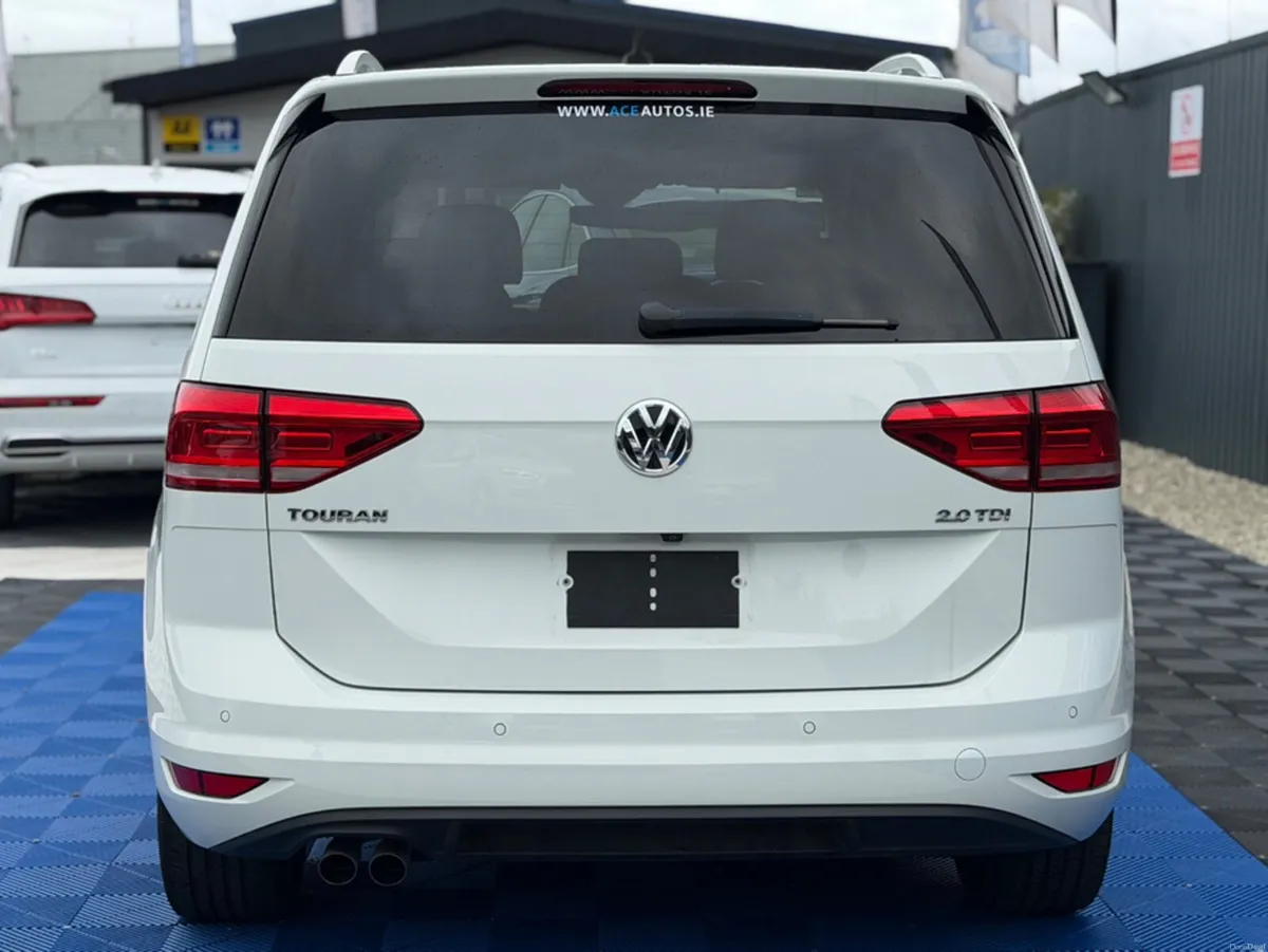 Volkswagen Touran HIGHLINE - 2.0L DIESEL - 7 SEATS - Image 6
