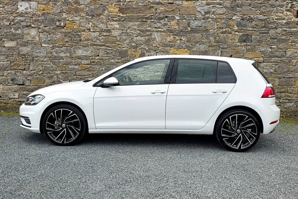 Volkswagen Golf 2019 Diesel - Image 3