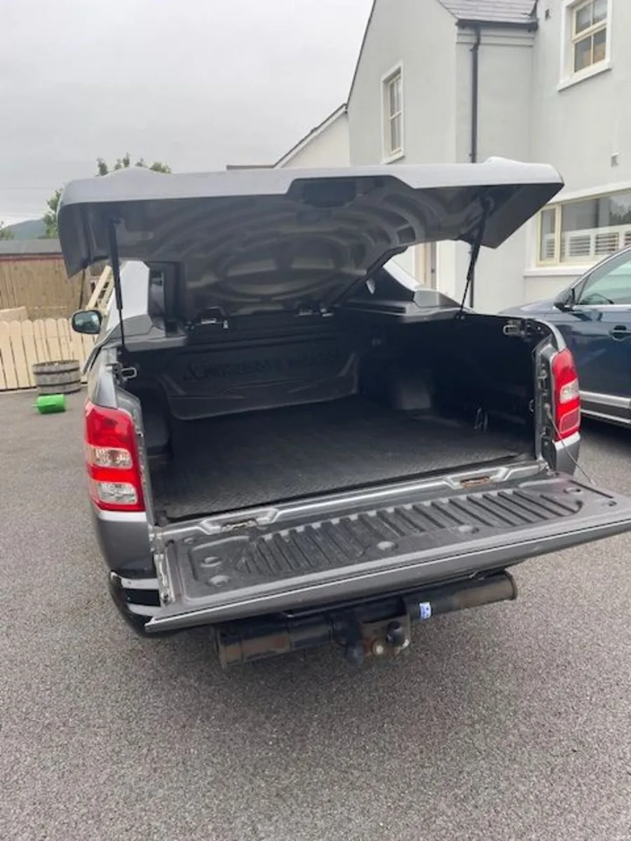 Mitsubishi L200 2019 - Image 6
