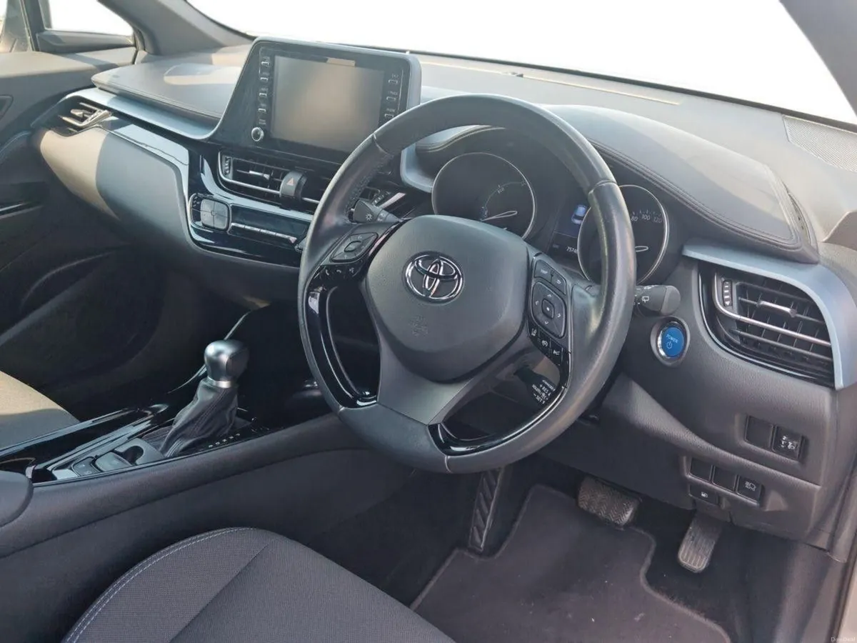 Toyota C-HR 1.8 HYBRID SPORT BITONE - Image 5