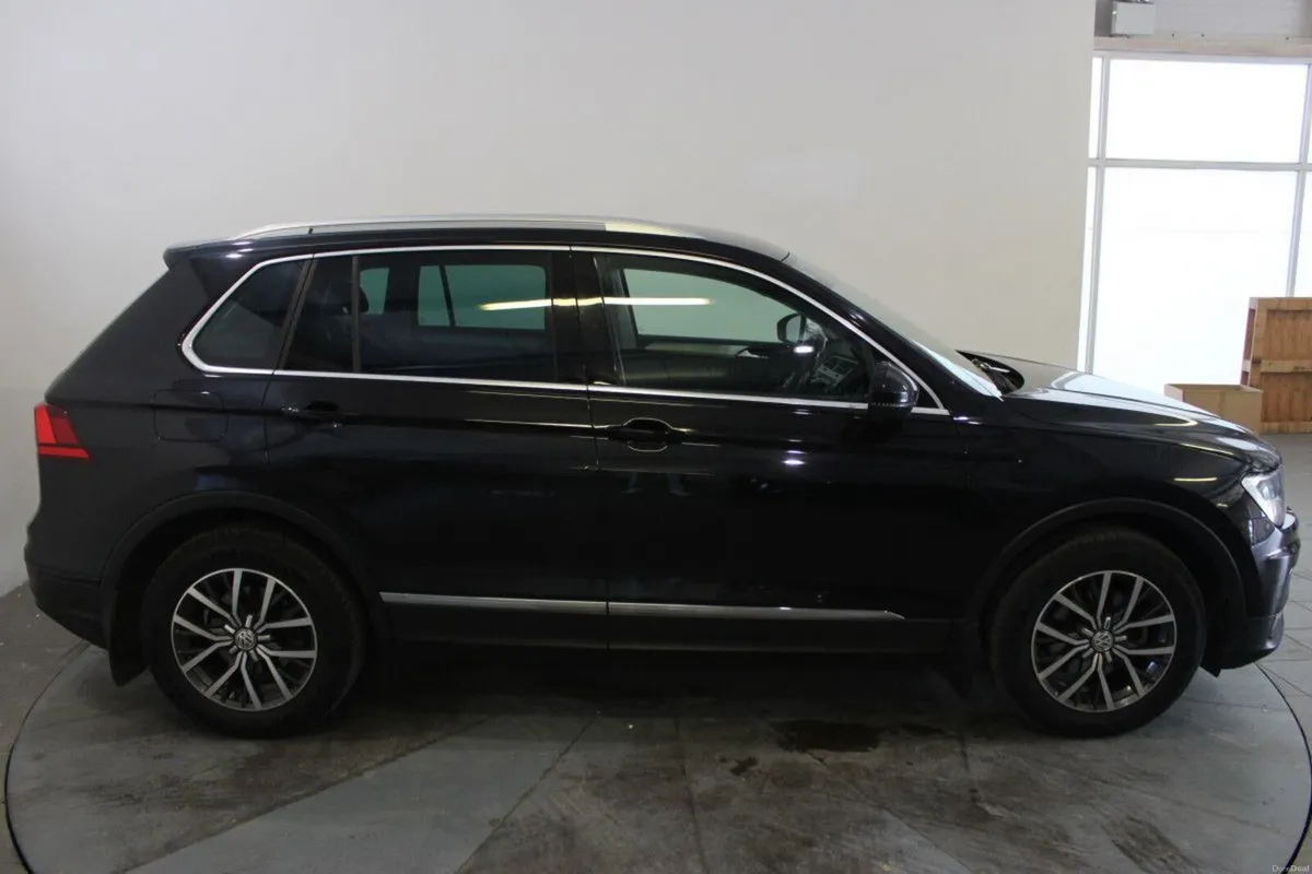Volkswagen Tiguan 2.0 TDI 150HP BMT Comfortline - - Image 3