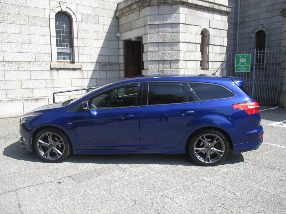 2017 FORD FOCUS 1.5 TDCI ST-LINE - Image 4