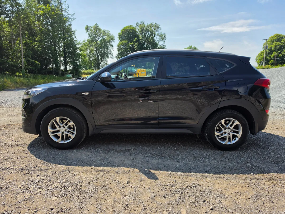 Hyundai Tucson 1.7 diesel . - Image 5