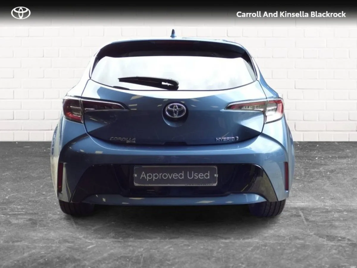 Toyota Corolla Hybrid Sol HB - Image 4