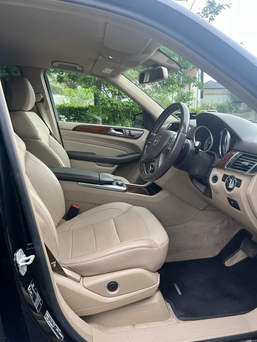 Mercedes ML250(Low km)(New NCT) - Image 4