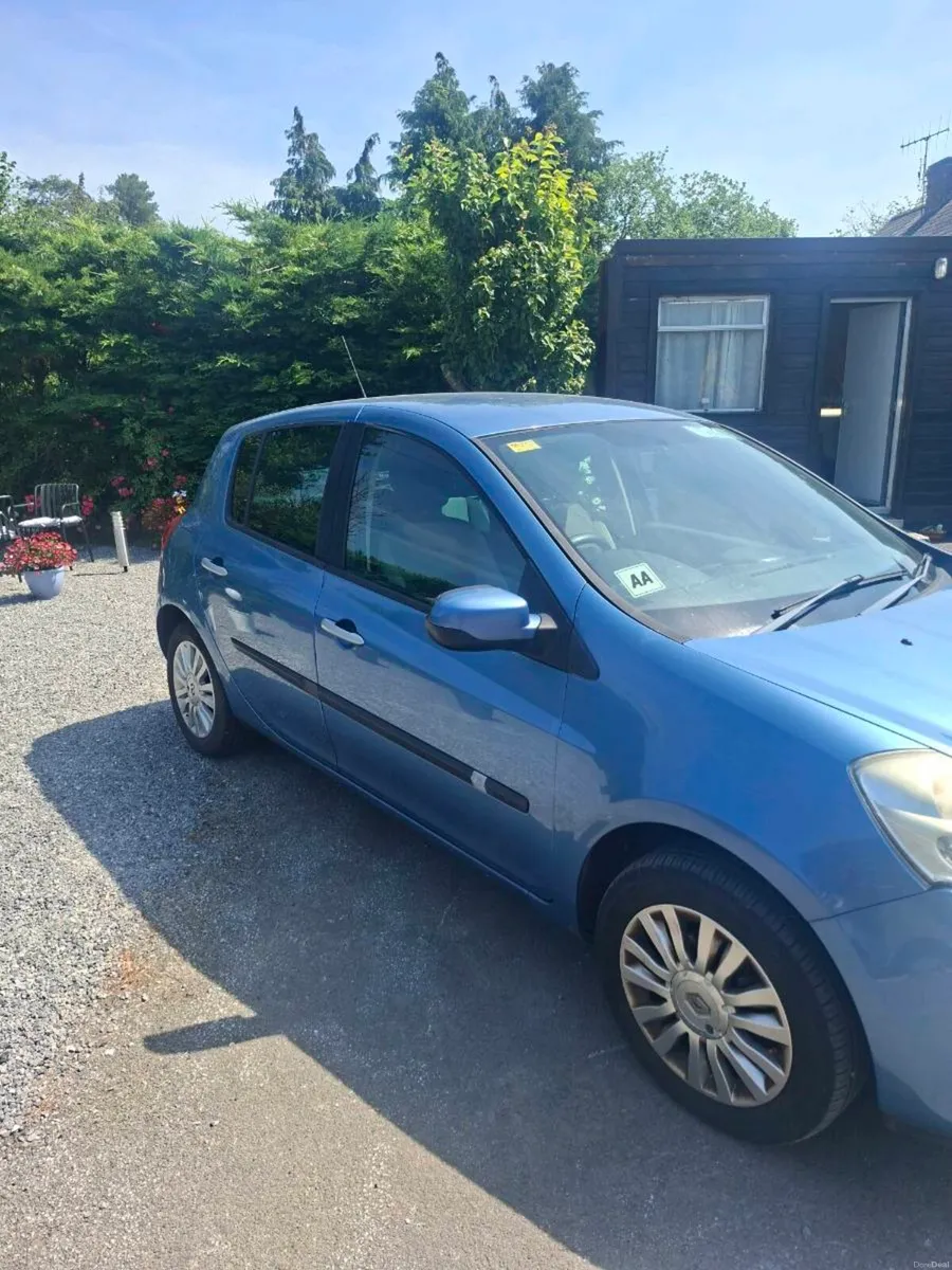 Lovely clean Renault Clio - Image 4