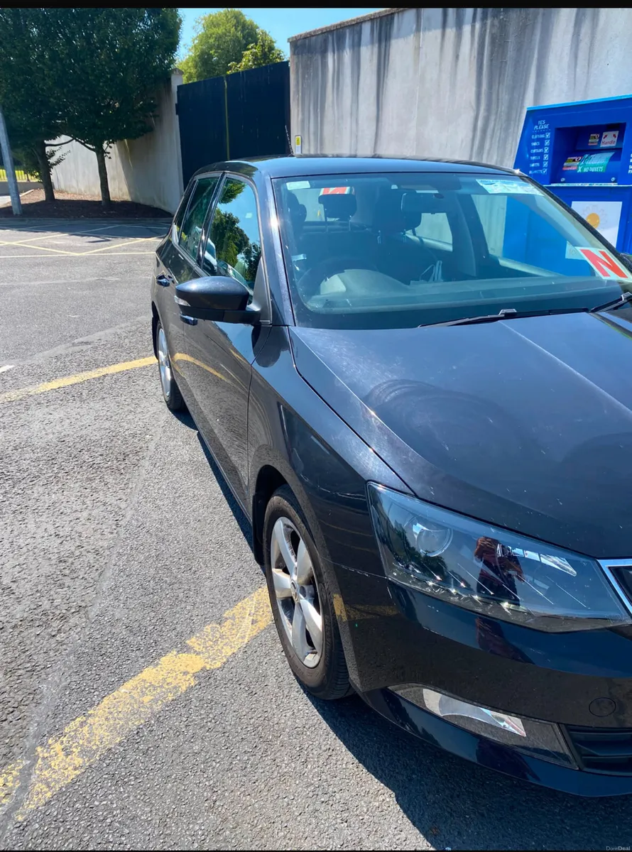 Black Skoda Fabia - Image 2