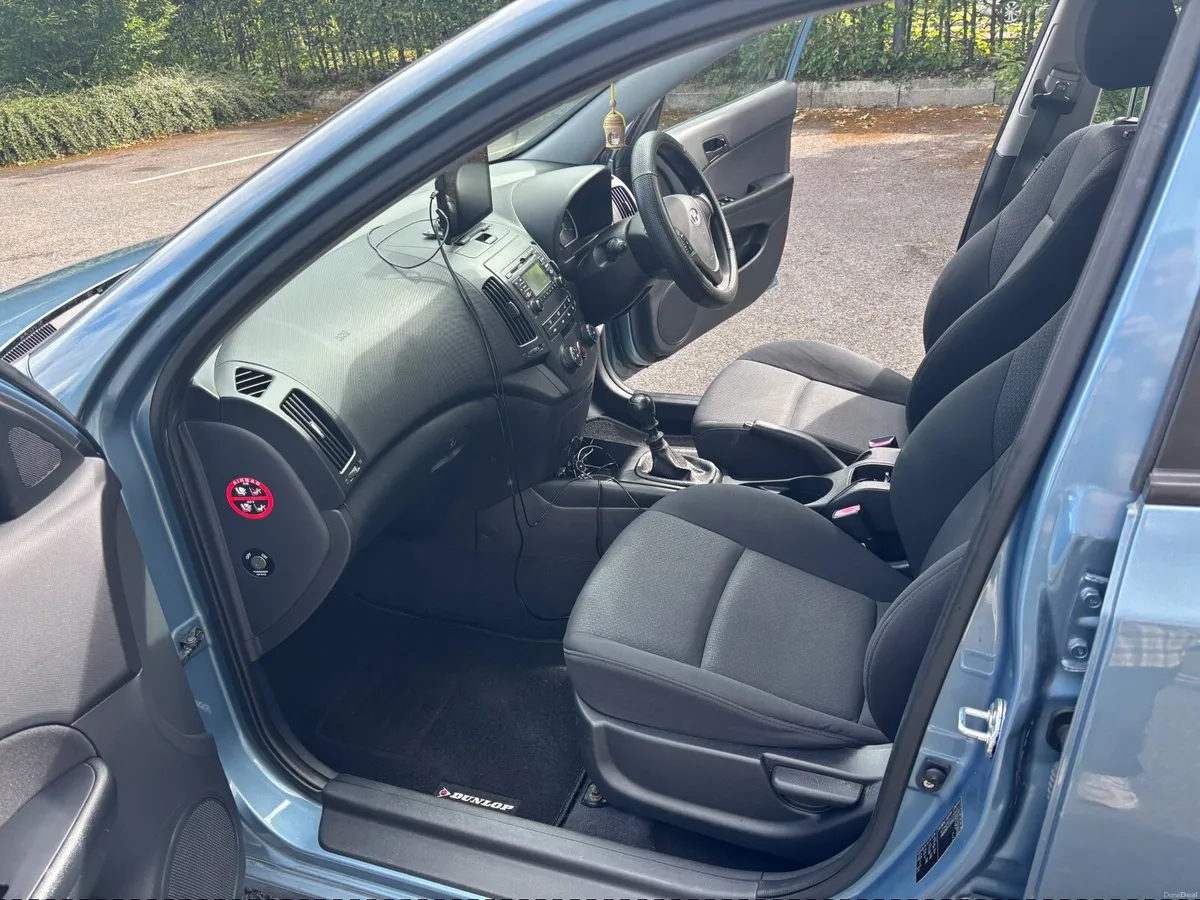 Car2009 Hyundai i30 1.4 Petrol – NCT Until March 2 - Image 4