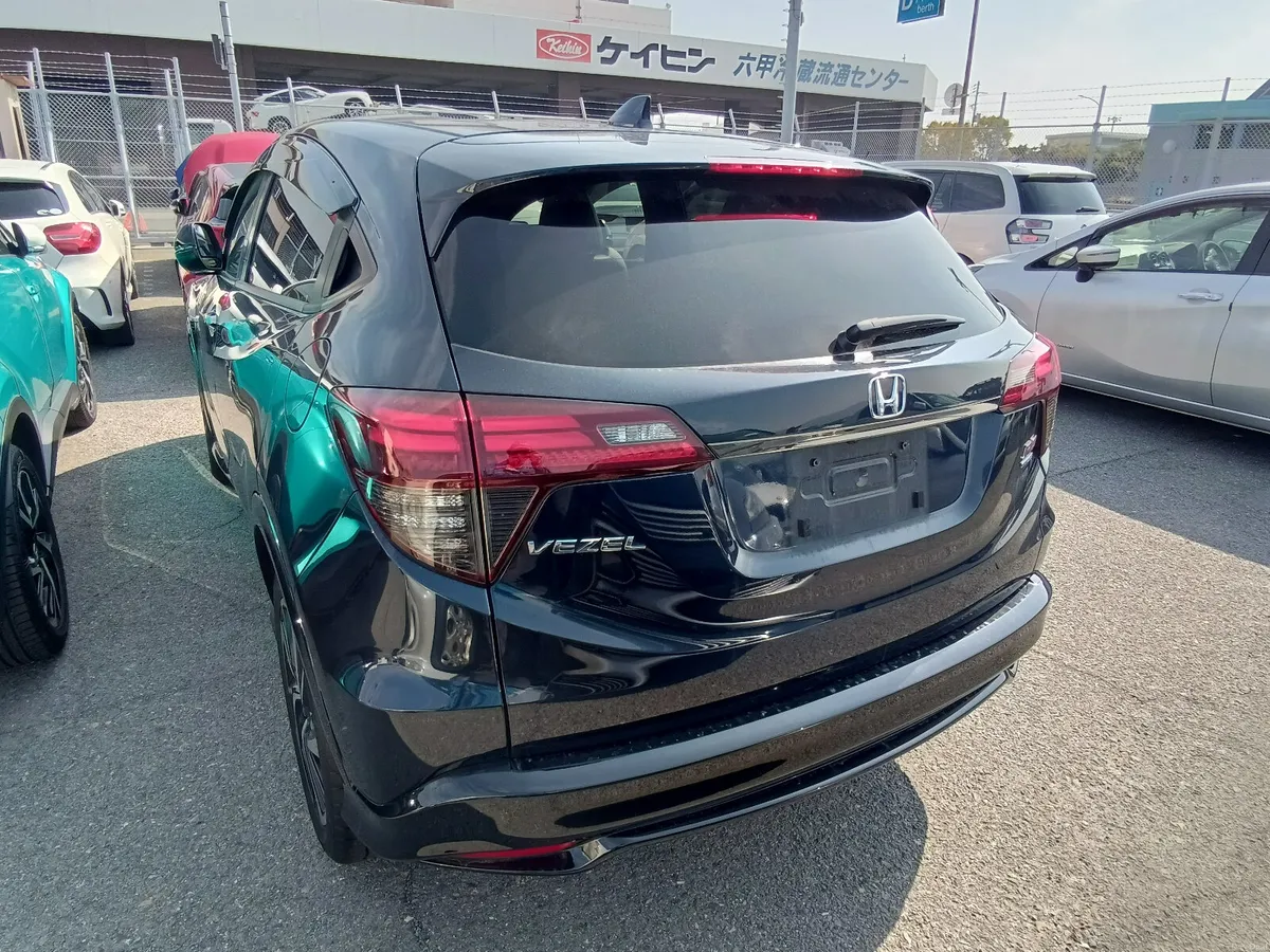 2018 Honda Vezel Hybrid - Image 4