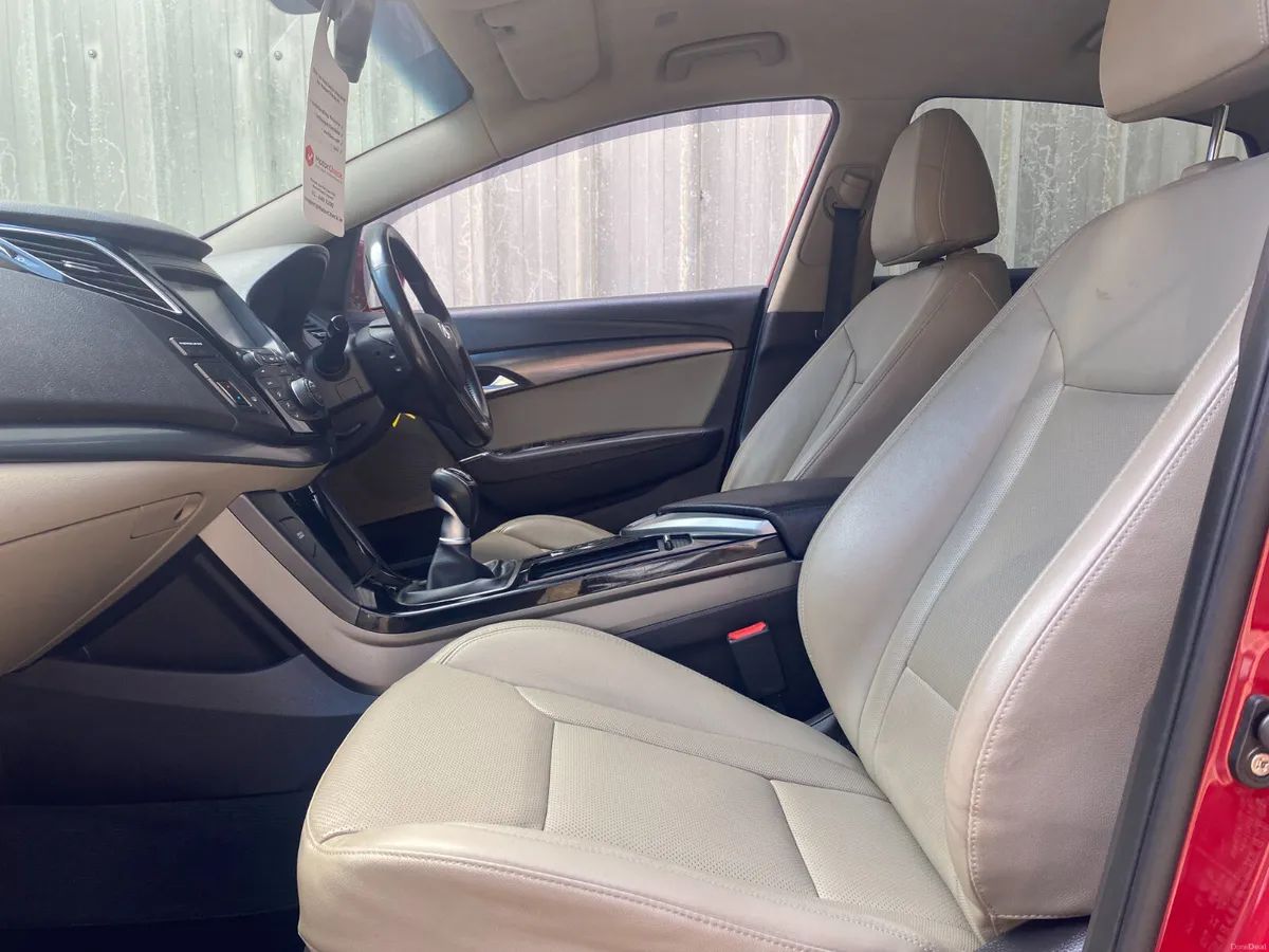 Hyundai i40 2018///EXECUTIVE//FINANCE AVAILABLE - Image 4