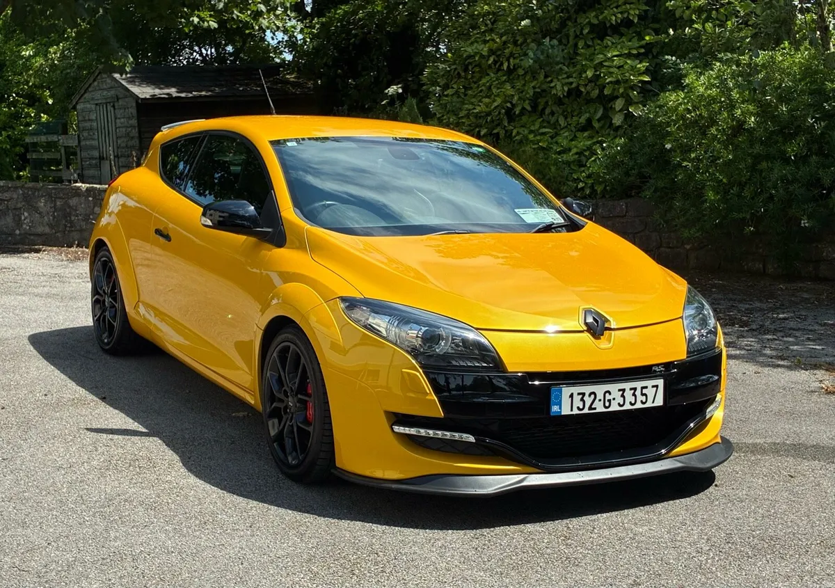 Renault Megane RS265 CUP *Liquid Yellow 53k miles* - Image 1