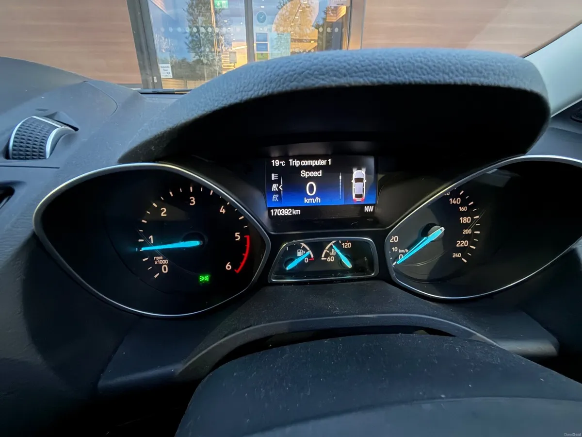 Ford Kuga 2019 - Image 3