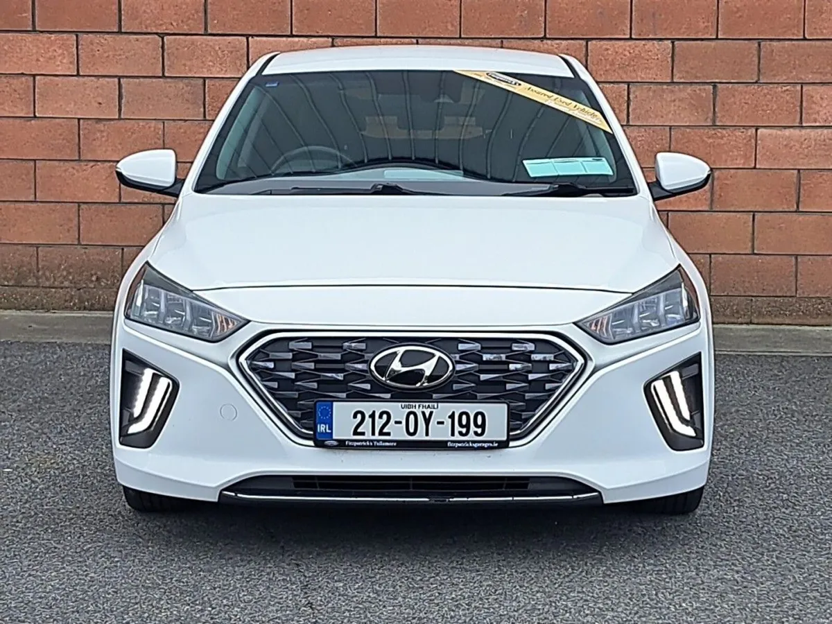 Hyundai IONIQ Premium Plug In Hybrid Automatic ful - Image 5