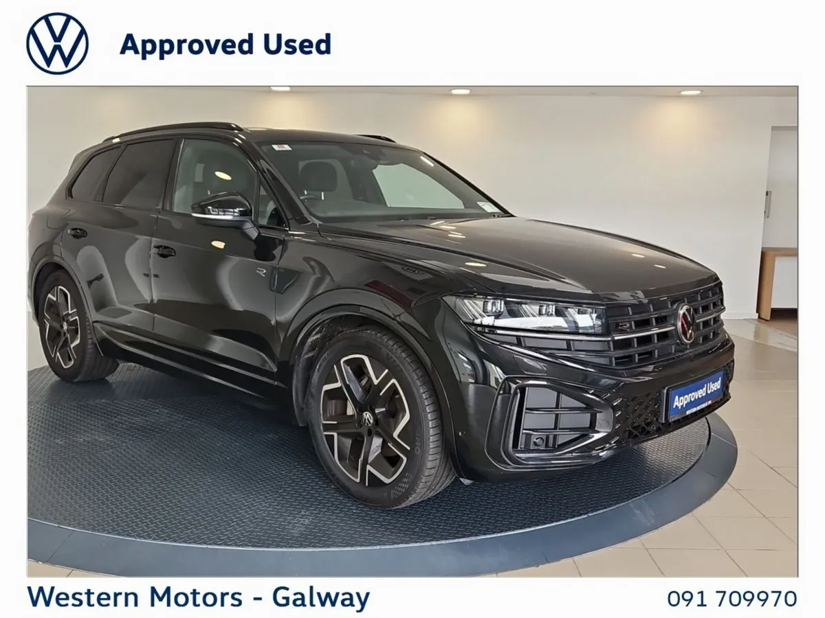 Volkswagen Touareg R-Line 3.0TDI, Black Pack, 20" - Image 1