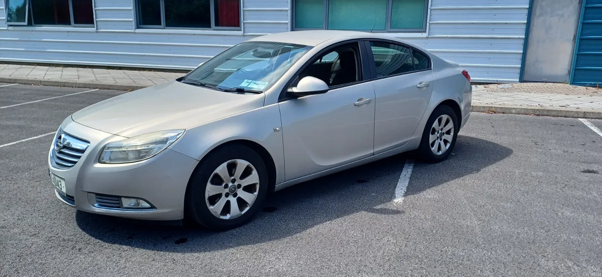 Opel Insignia 2011 NEW NCT 03/27 - Image 3