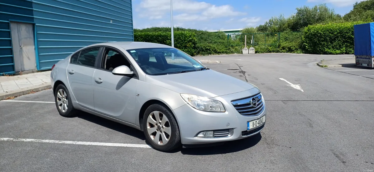 Opel Insignia 2011 NEW NCT 03/27 - Image 1