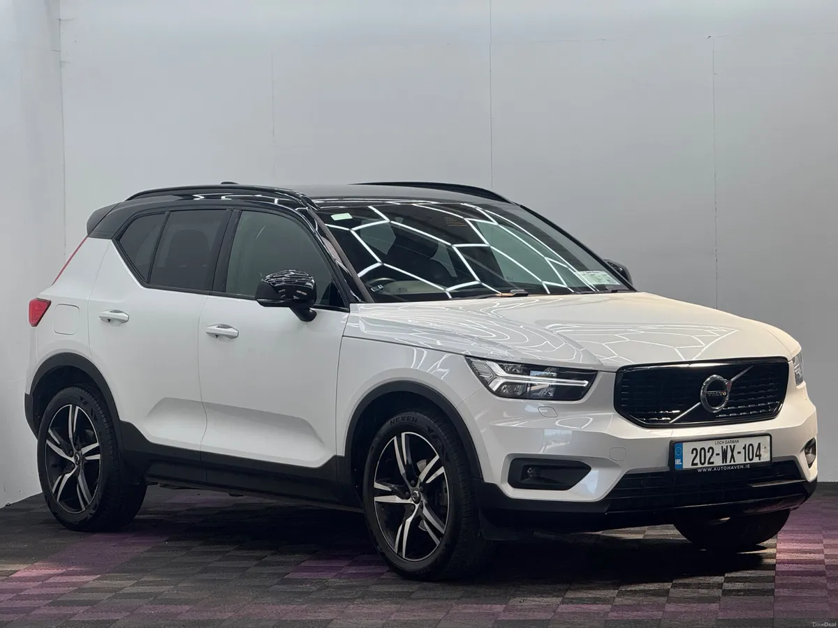 2019 Volvo XC40 R Design 2.0D, Automatic - Image 1