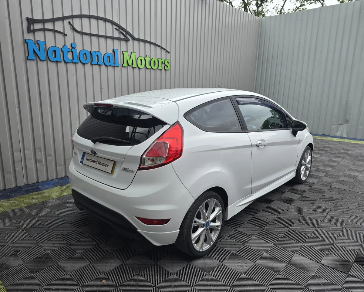 2014 Ford Fiesta 1.0 Petrol Zetec-S - Image 3