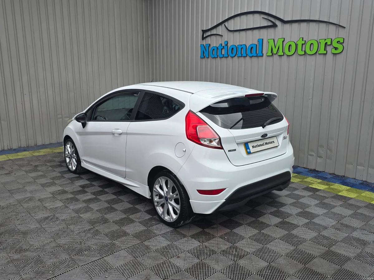 2014 Ford Fiesta 1.0 Petrol Zetec-S - Image 5