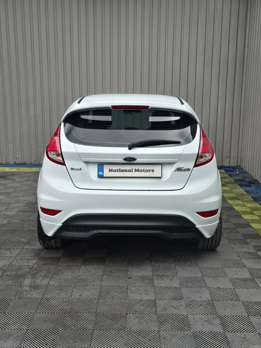 2014 Ford Fiesta 1.0 Petrol Zetec-S - Image 4
