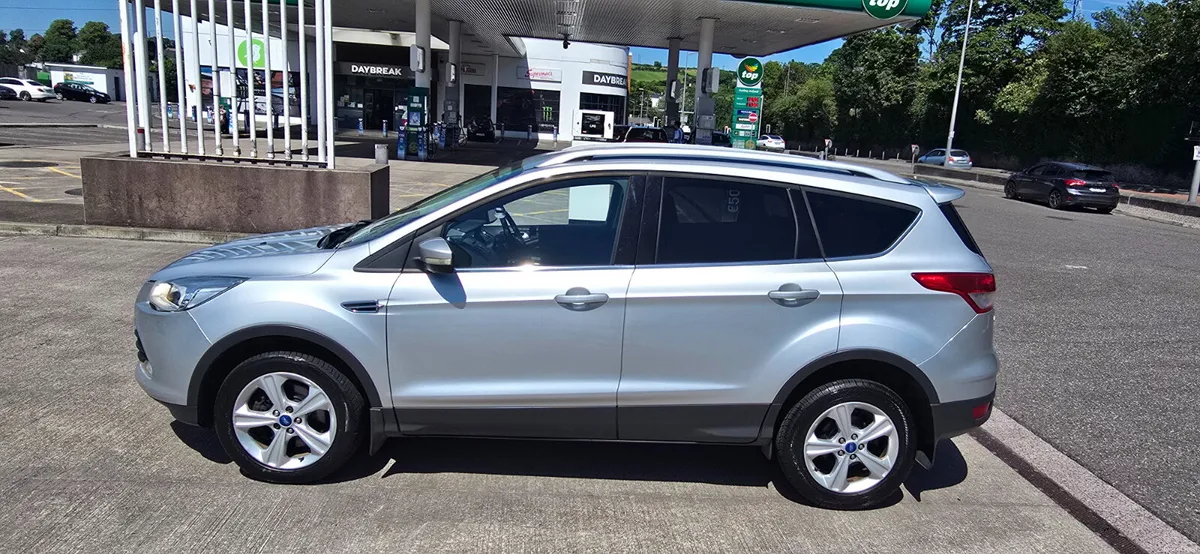 Ford Kuga 2015 Fully serviced - Image 5