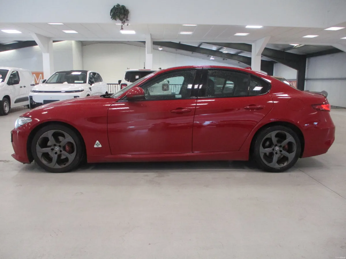 Alfa Romeo Giulia SPECIALE 180 BHP 2.2 DSL  2017 - Image 1