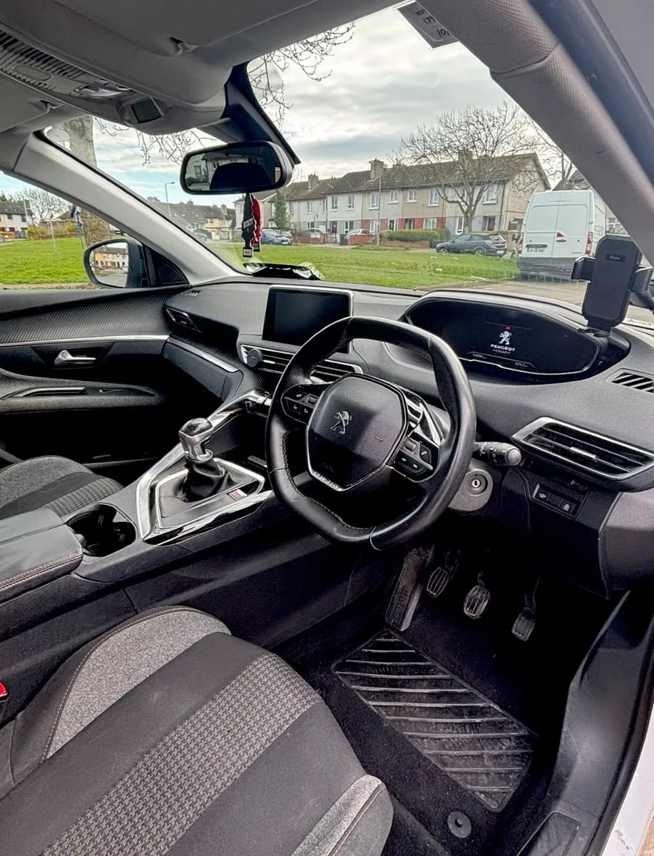 Peugeot 3008 2017 - Image 4