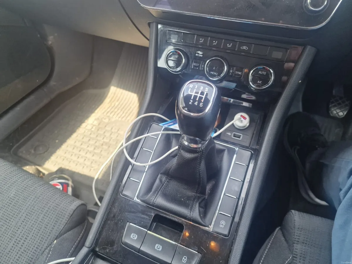 Skoda Superb Estate 181 - Image 4