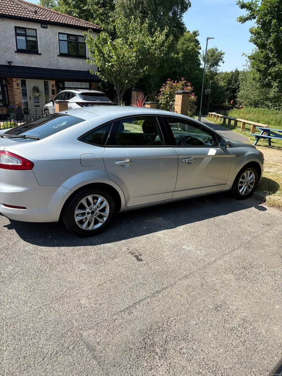 2011 Ford Mondeo 2.0 TDCi Zetec — Manual - Image 4