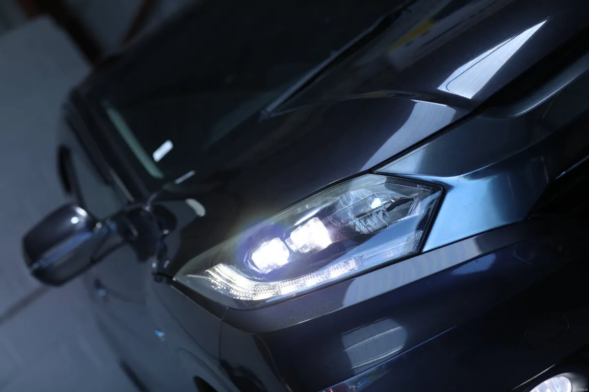 Honda Vezel 2014 great condition - Image 6