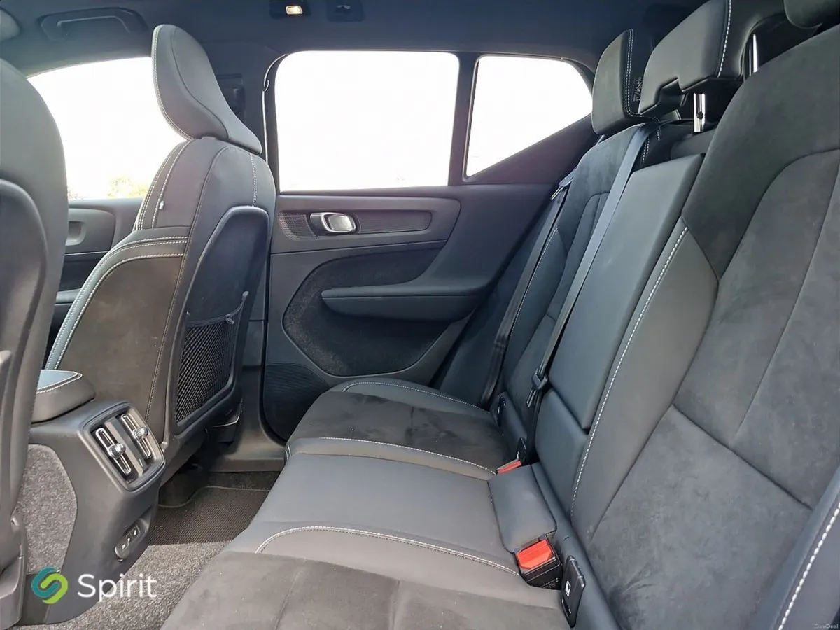 Volvo XC40 Fully Electric, Single Motor - Image 5